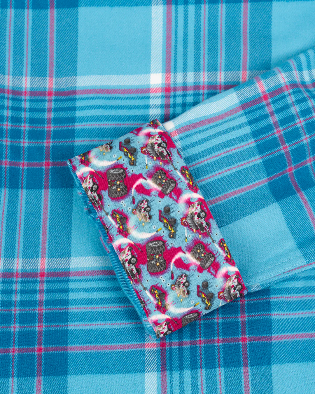 Twisted Flannel - Image 4